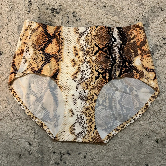 3 Pair Rhonda Shear Variety Style Panties : Purple, Blue, Animal Print - Size S - Picture 2 of 7